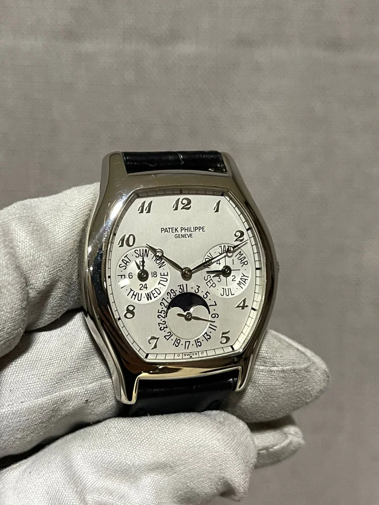 Patek Philippe Perpetual Calendar 18k